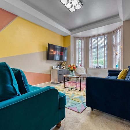 4 Bedroom, 6 Beds, 3 Bathrooms, Near Nec & Birmingham Airport, Business, Contractor And Family Friendly, Free Wi-Fi, Free Parking Coventry Exterior foto